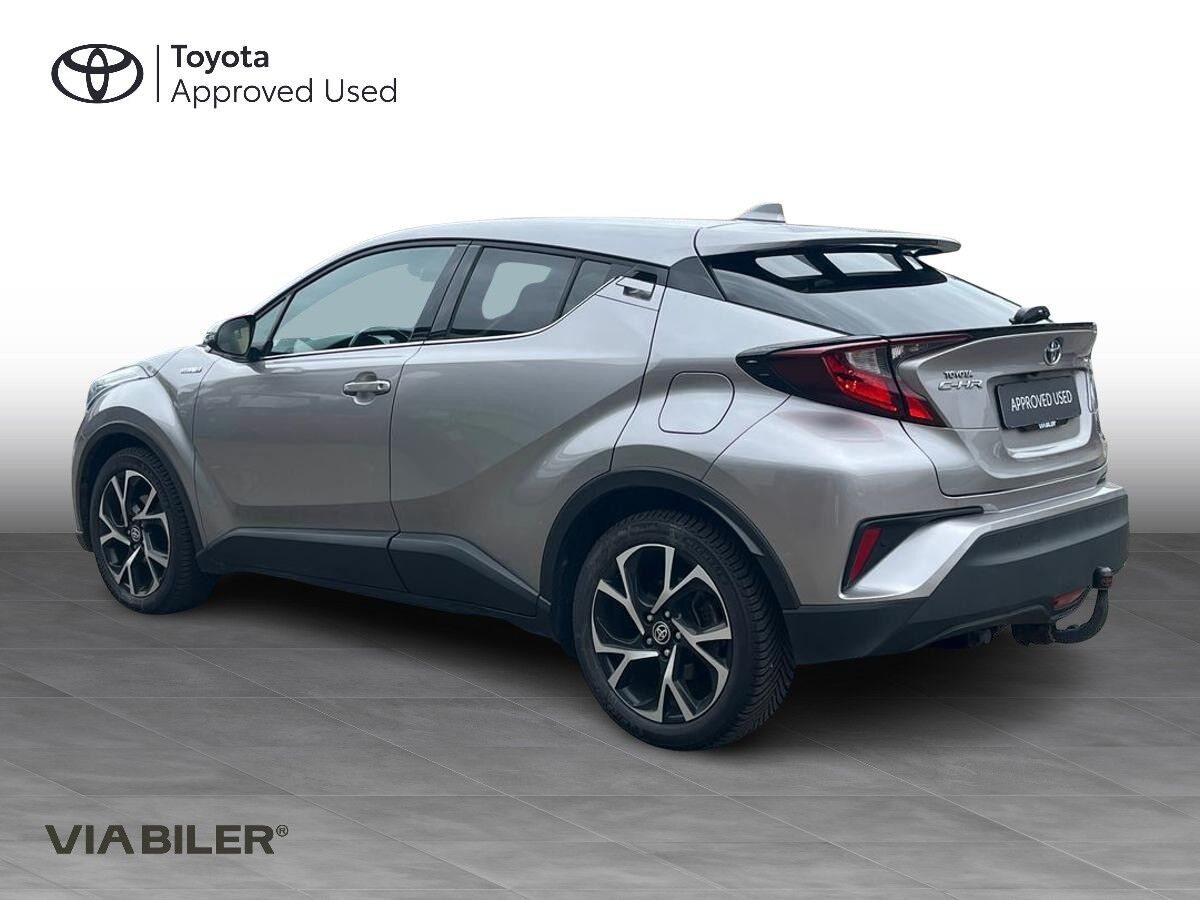 undefined Toyota C-HR fra 2021
