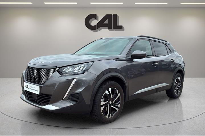 Grå Peugeot 2008 fra 2021 set udefra