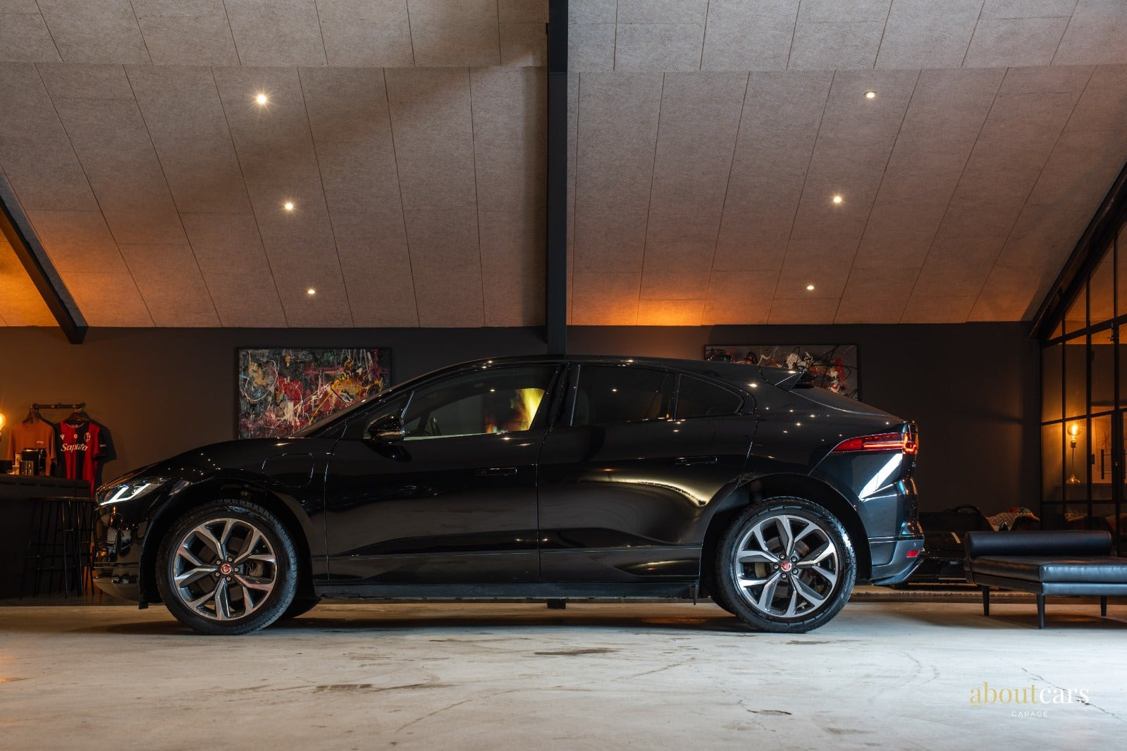 Sort Jaguar I-Pace fra 2022