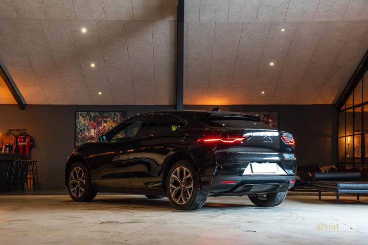 Sort Jaguar I-Pace fra 2022