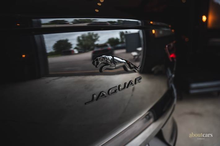 Sort Jaguar I-Pace fra 2022