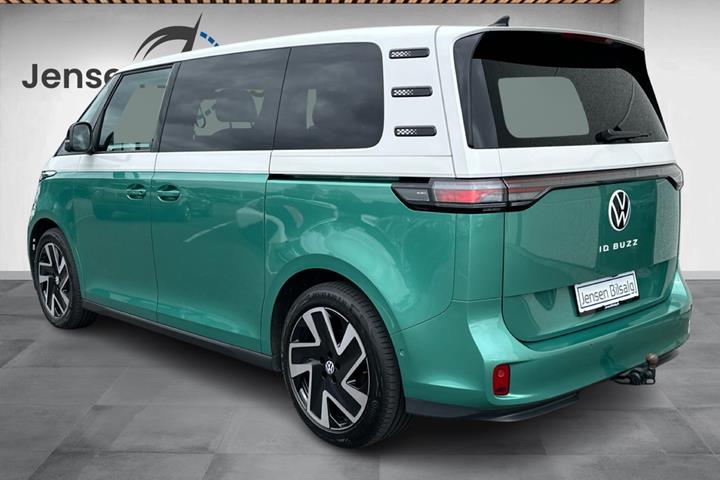 Grøn VW ID.Buzz fra 2024