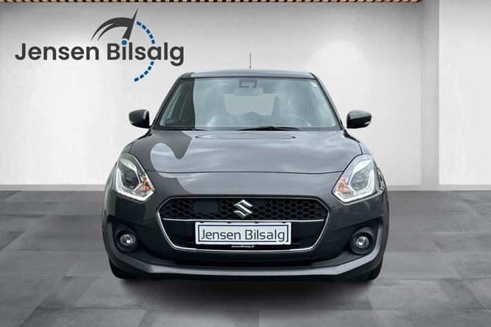 Grå Suzuki Swift fra 2020