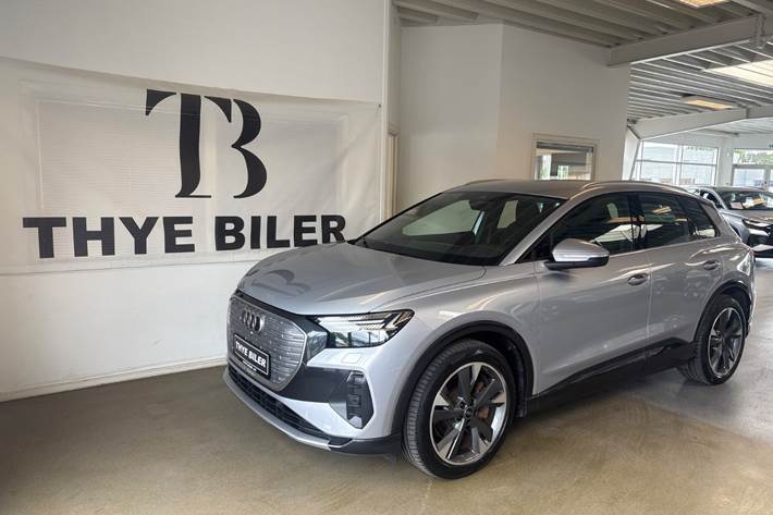 Sølv Audi Q4 e-tron fra 2023