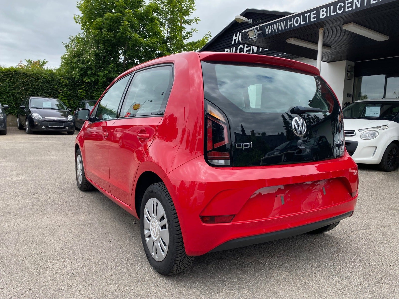 Rød VW UP! fra 2017