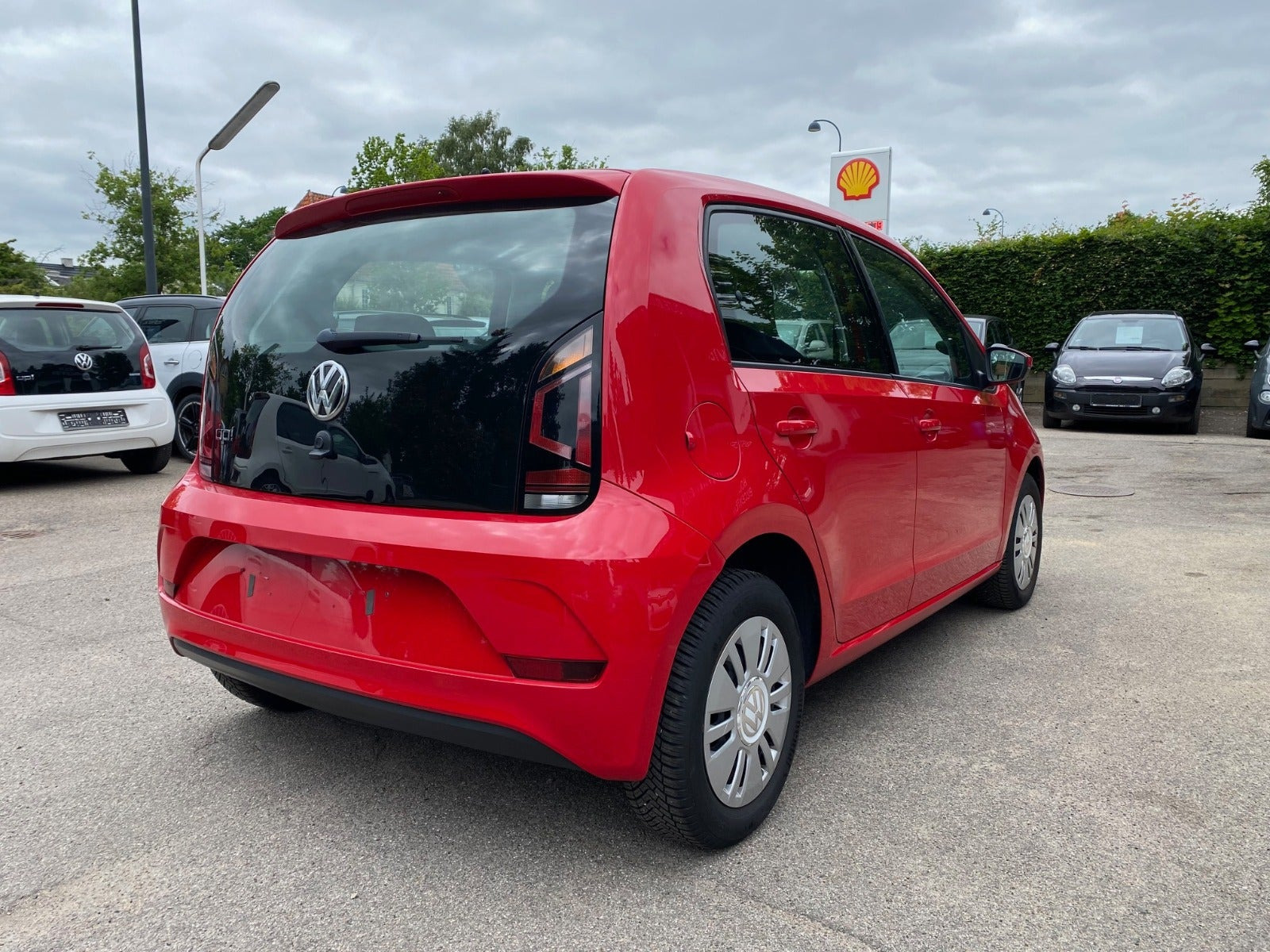 Rød VW UP! fra 2017