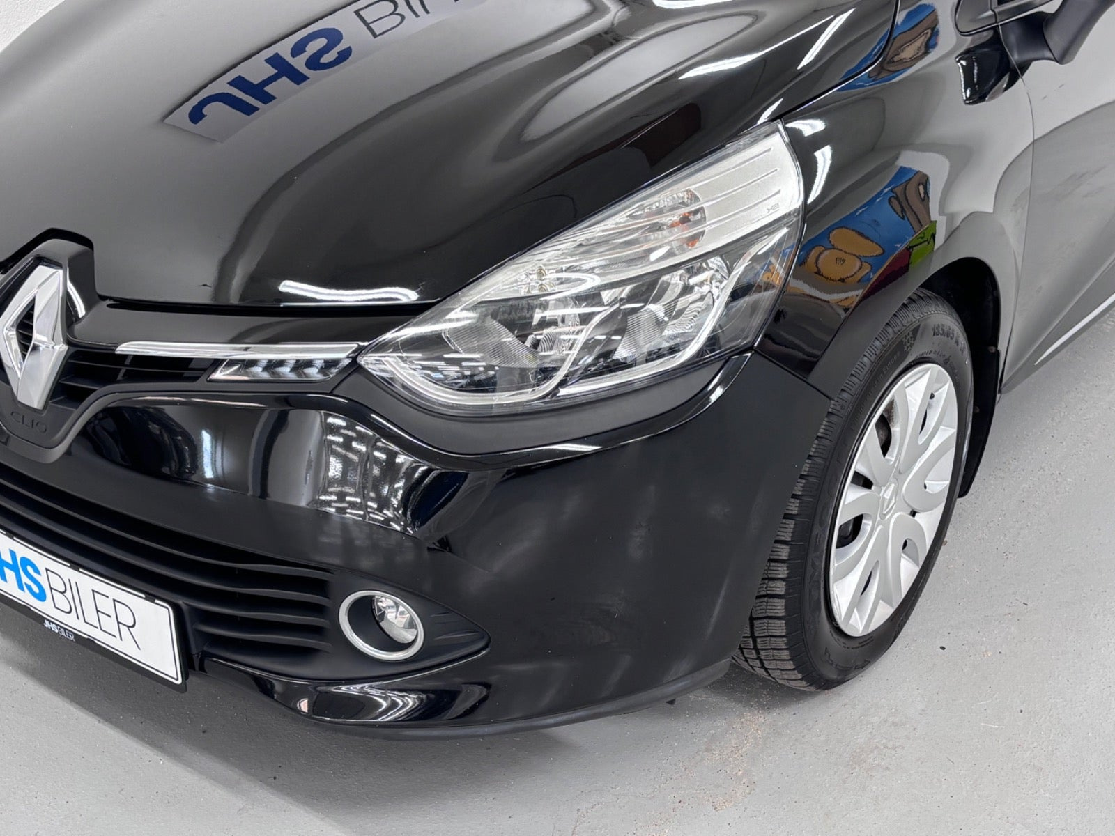 Sort Renault Clio IV fra 2015
