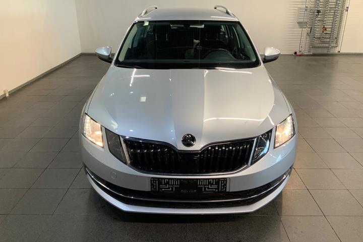 Sølv Skoda Octavia fra 2019