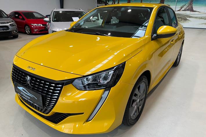 Gul Peugeot 208 fra 2021