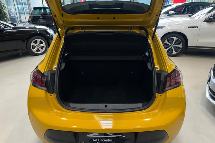 Gul Peugeot 208 fra 2021