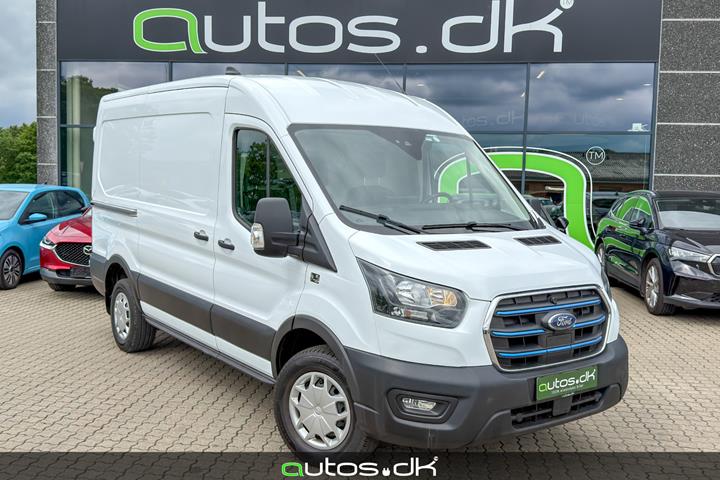 Hvid Ford E-Transit 350 L2 Van fra 2023 set udefra
