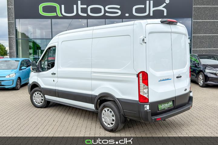 Hvid Ford E-Transit 350 L2 Van fra 2023