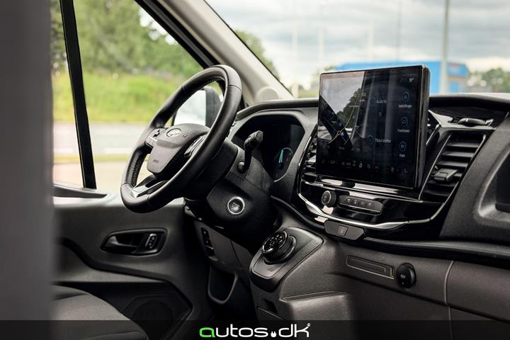 Hvid Ford E-Transit 350 L2 Van fra 2023