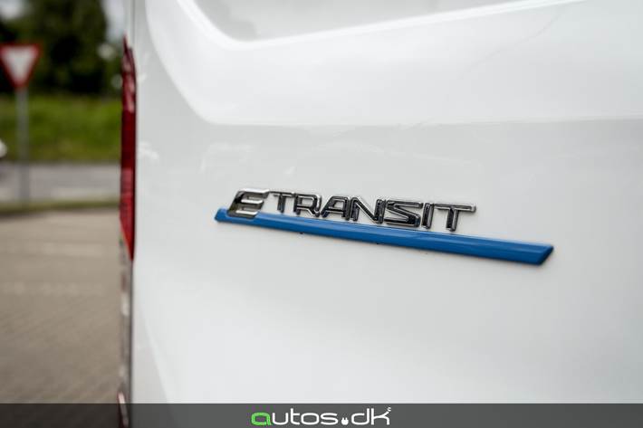 Hvid Ford E-Transit 350 L2 Van fra 2023
