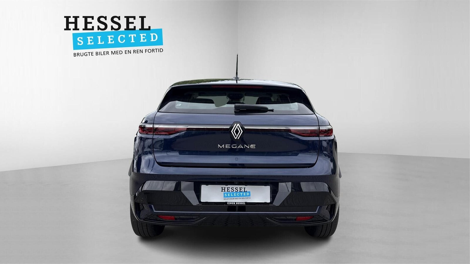 Blå Renault Megane E-Tech fra 2023