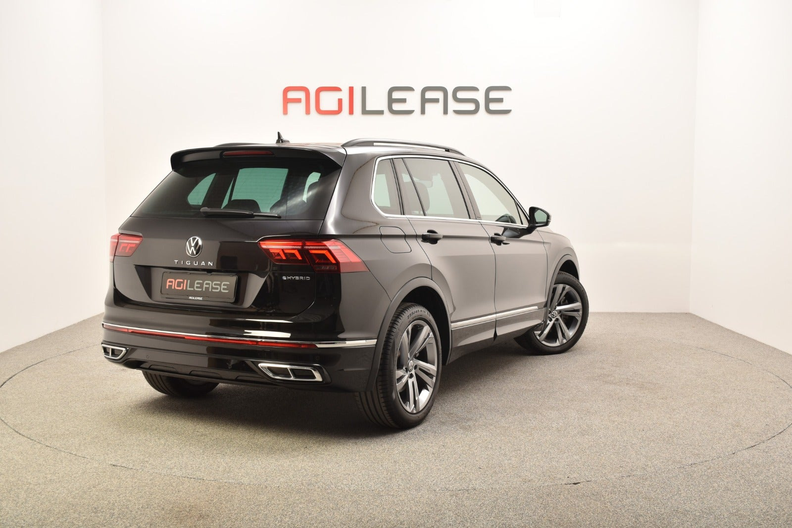 Sort VW Tiguan fra 2021