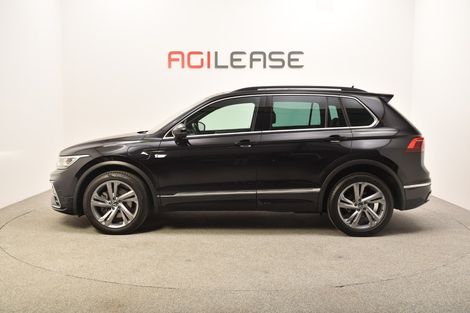 Sort VW Tiguan fra 2021