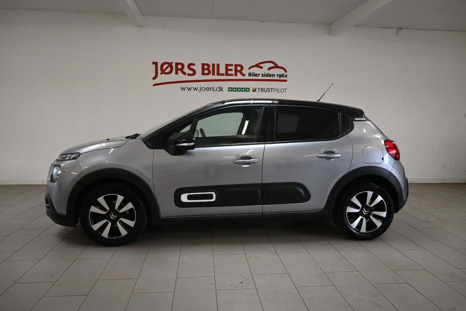 Grå Citroën C3 fra 2021