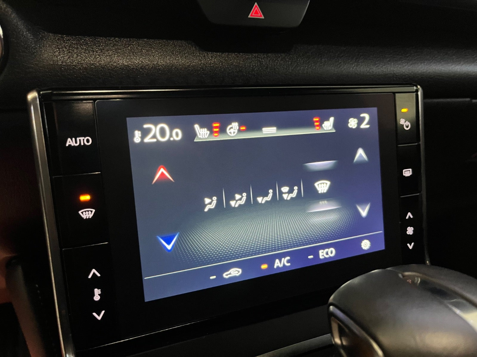 Grå Mazda MX-30 fra 2025