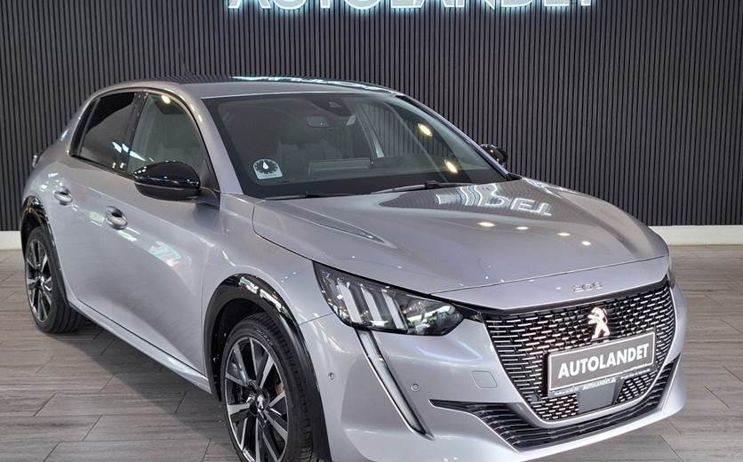 Peugeot e-208 50 GT