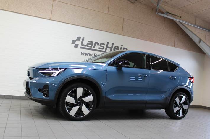 Blå Volvo C40 fra 2023