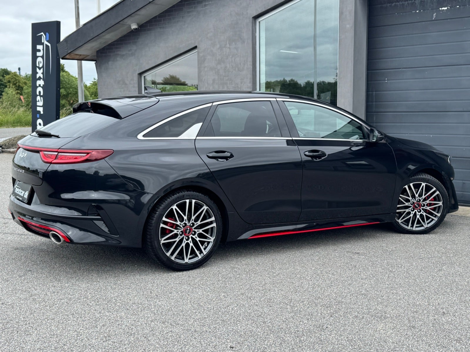 Sort Kia ProCeed fra 2023