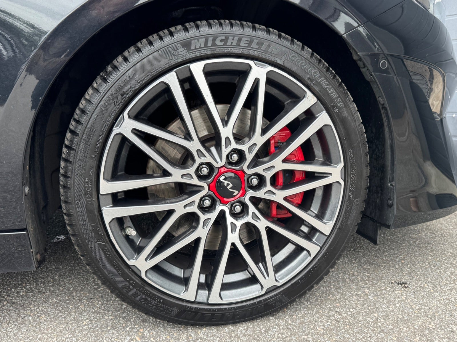 Sort Kia ProCeed fra 2023