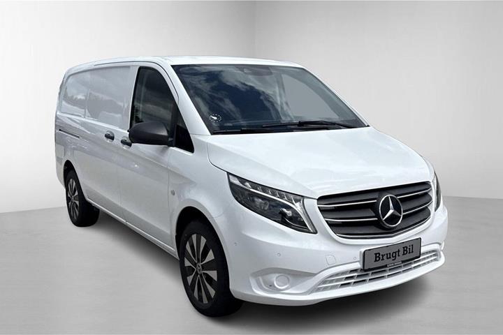 Hvid Mercedes Vito 116 fra 2023