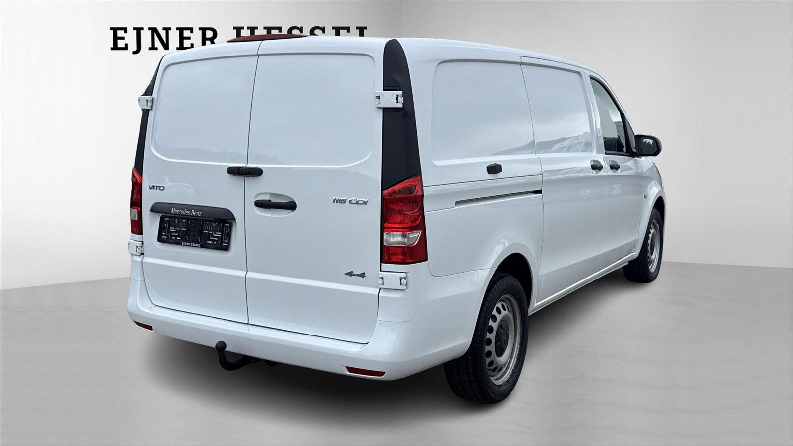 Hvid Mercedes Vito 116 fra 2023