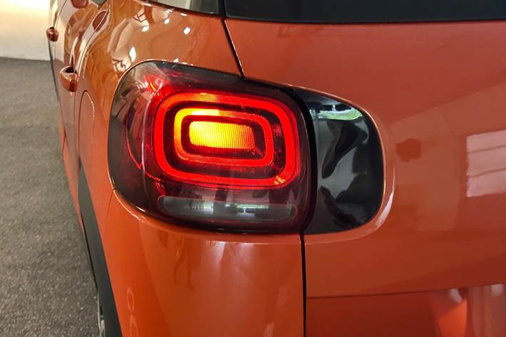 Orange Citroën C3 Aircross fra 2018