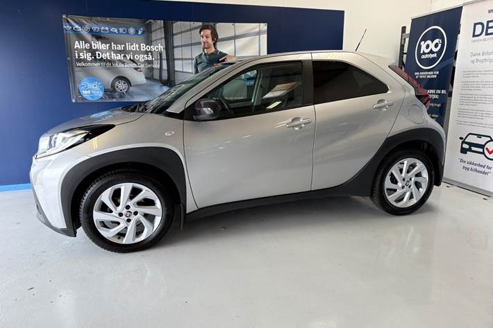 Hvid Toyota Aygo X fra 2022