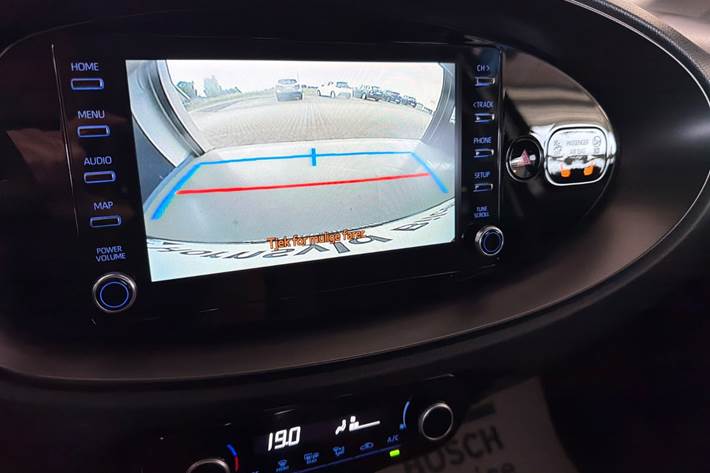 Hvid Toyota Aygo X fra 2022