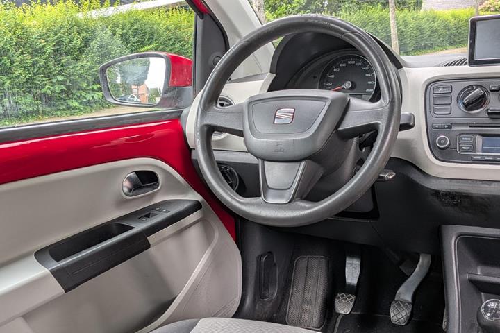Rød Seat Mii fra 2013