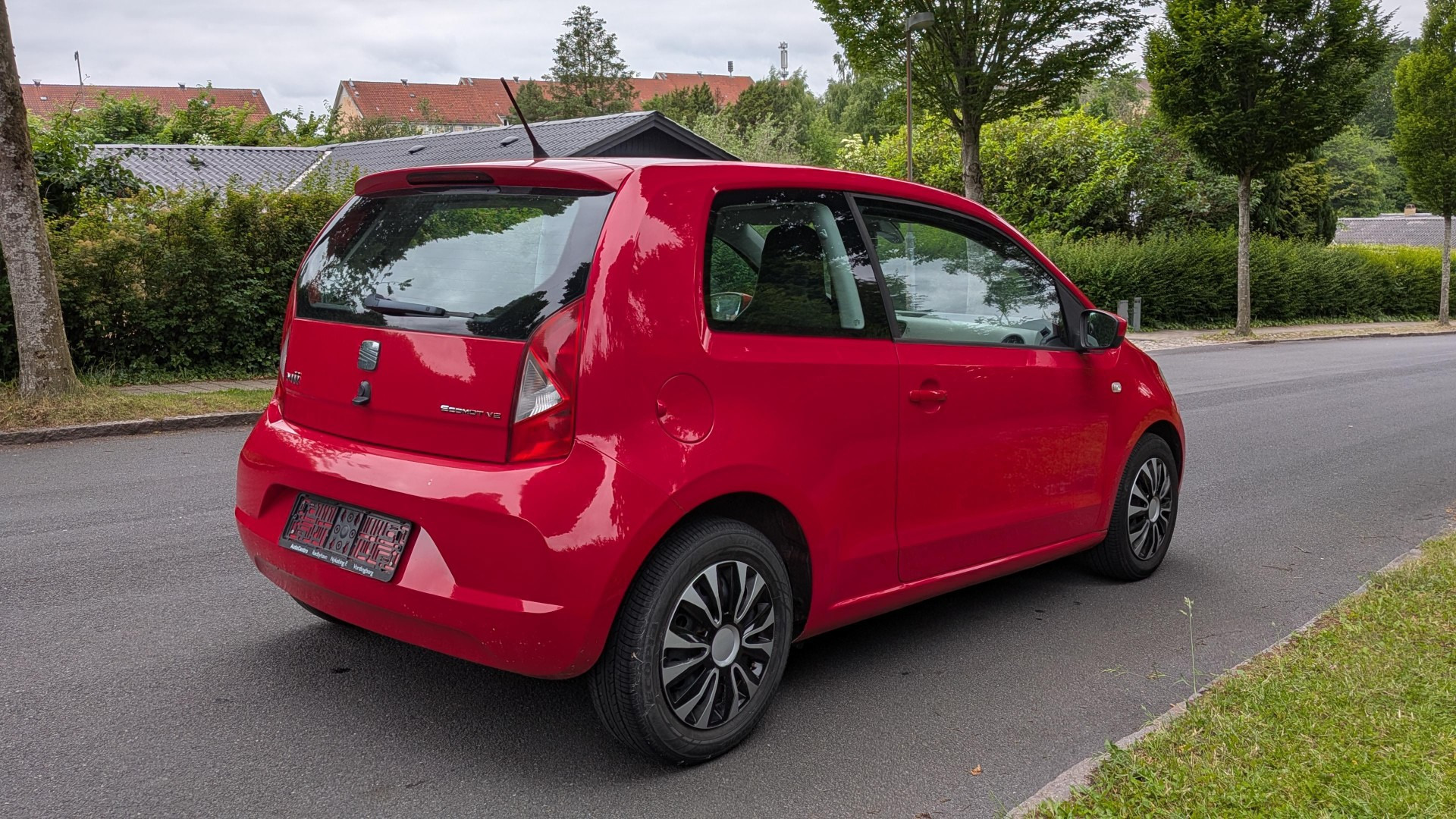 Rød Seat Mii fra 2013