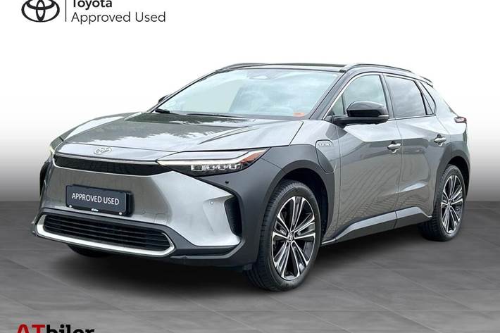 Sort Toyota BZ4X fra 2023