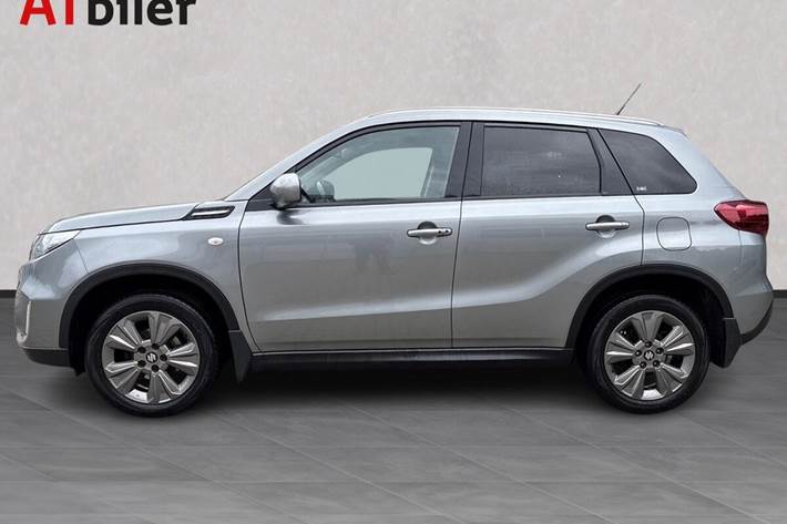 Sort Suzuki Vitara fra 2021