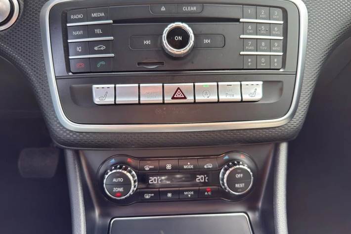 Hvid Mercedes A200 fra 2018
