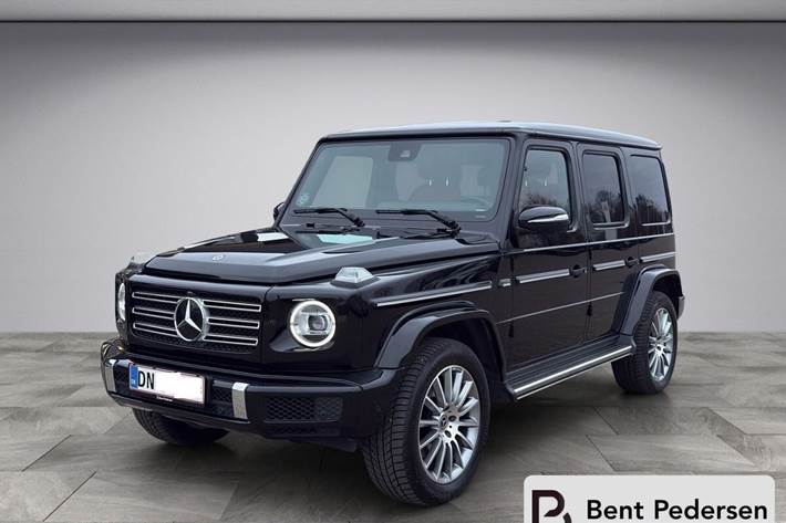 Sort Mercedes G400 d fra 2023