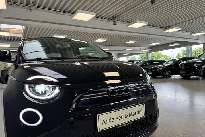 Sort Fiat 500e fra 2023