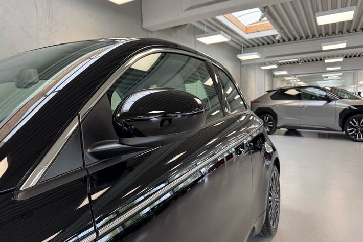 Sort Fiat 500e fra 2023