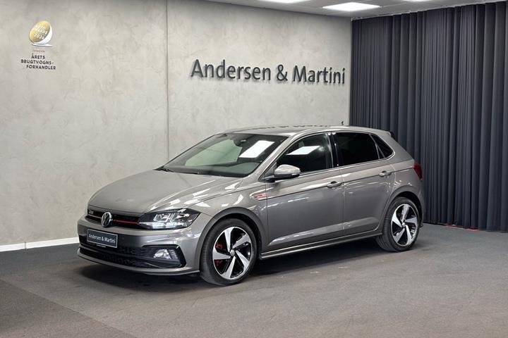 Grå VW Polo fra 2018