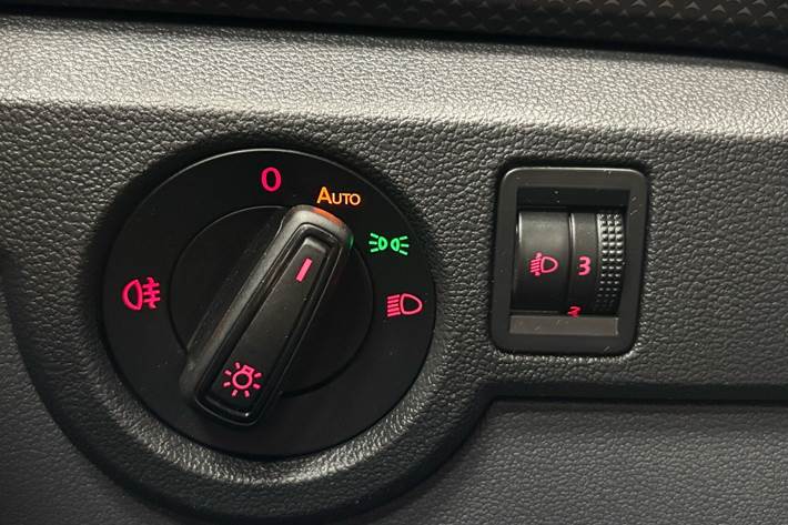 Grå VW T-Cross fra 2020