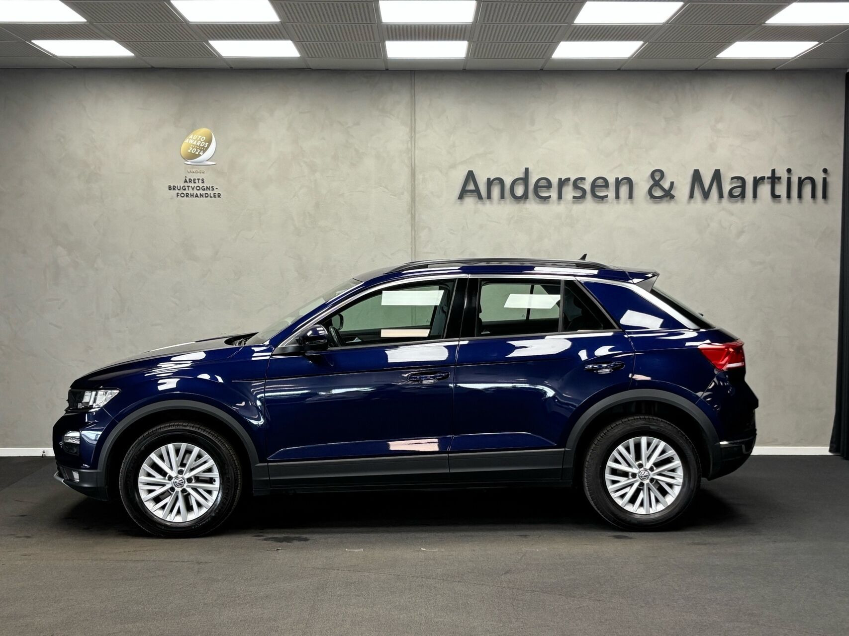 Blå VW T-Roc fra 2018