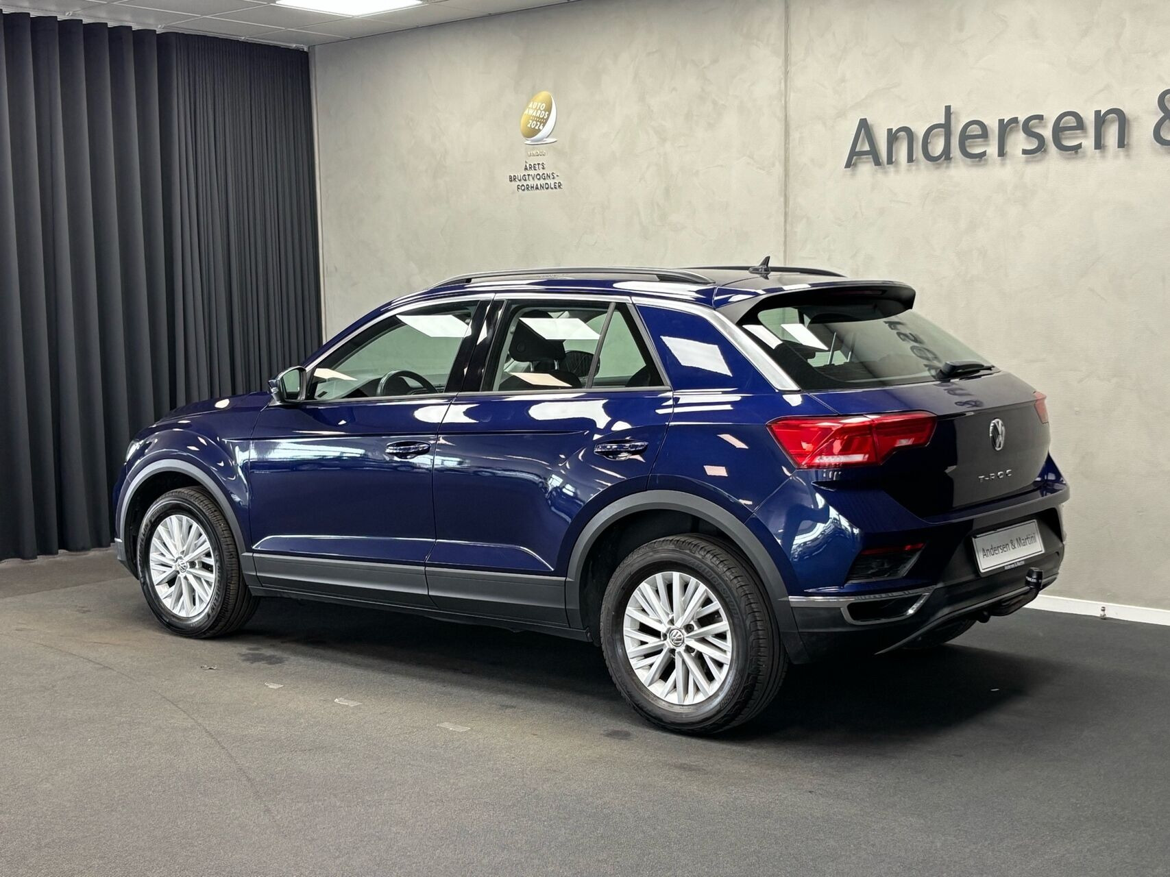 Blå VW T-Roc fra 2018