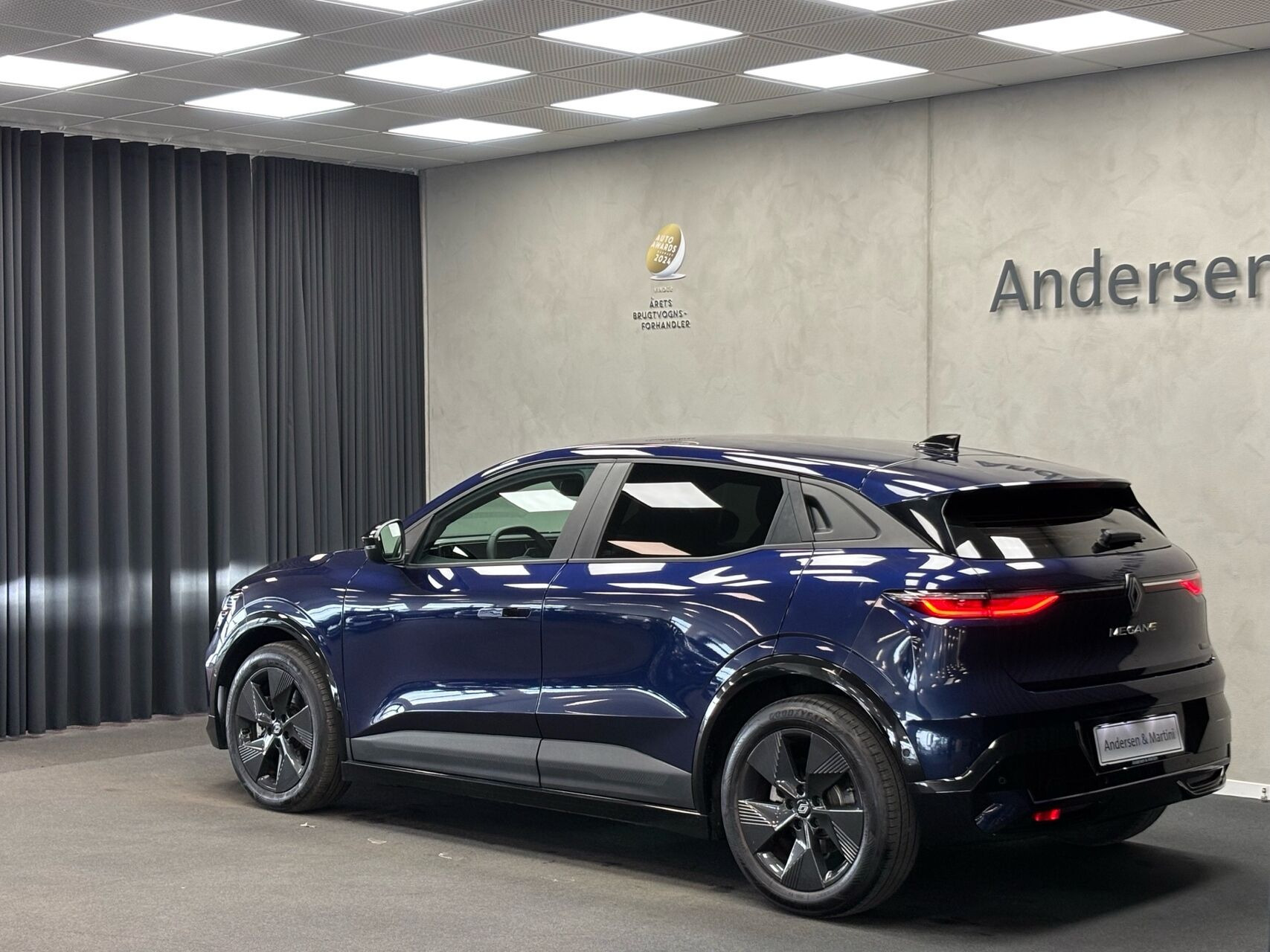 Blå Renault Mégane fra 2024