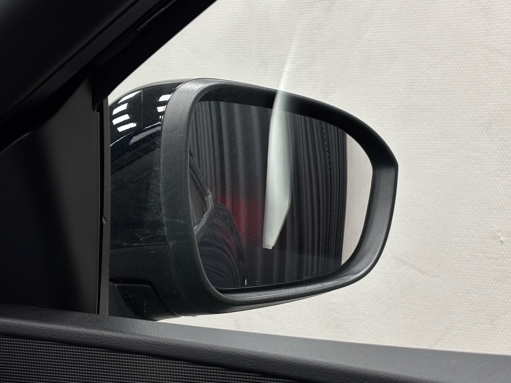 Blå Renault Mégane fra 2024