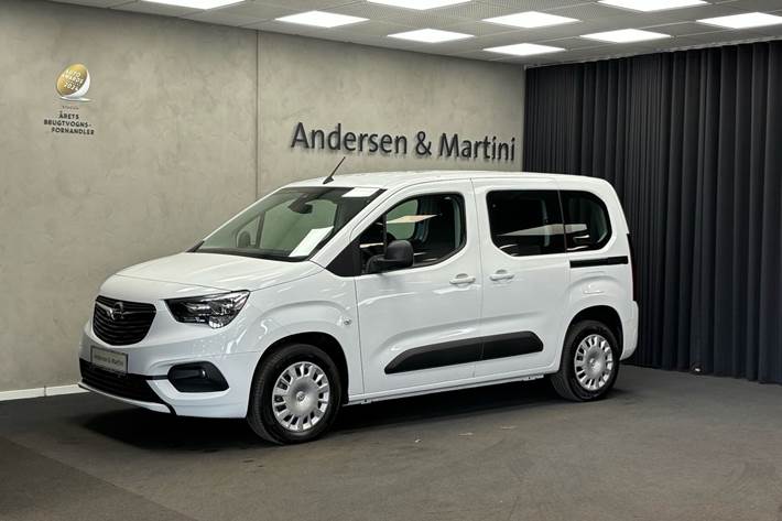 Hvid Opel Combo-e Life fra 2025