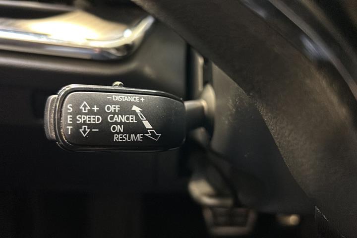 Sort Skoda Enyaq fra 2023