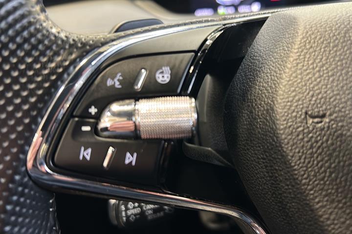 Sort Skoda Enyaq fra 2023