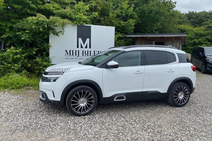 Hvid Citroën C5 Aircross fra 2019 set udefra